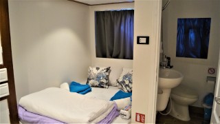 Middle Deck Cabin
