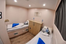 Top Deck Cabin